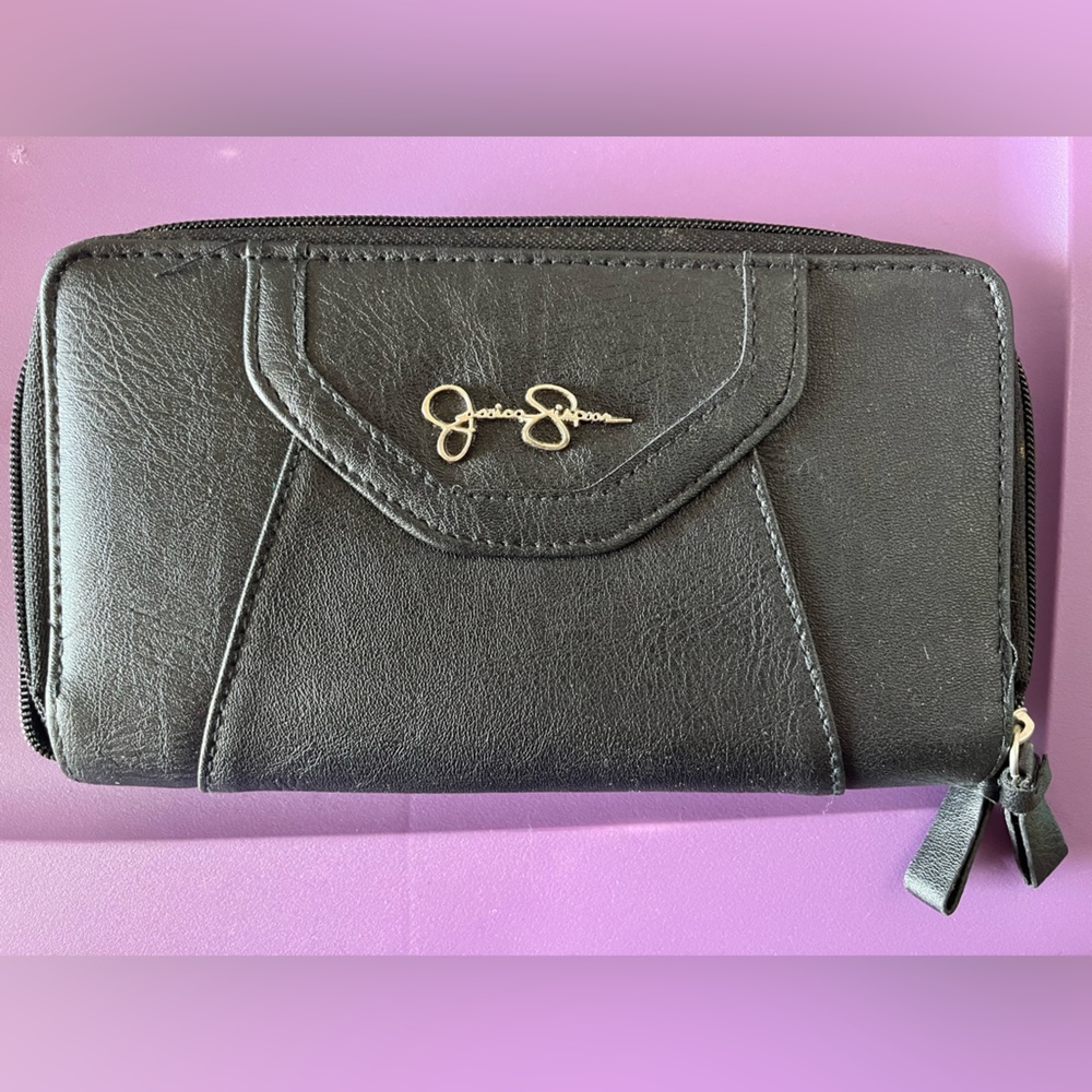 Jessica Simpson Black Leather Wallet.